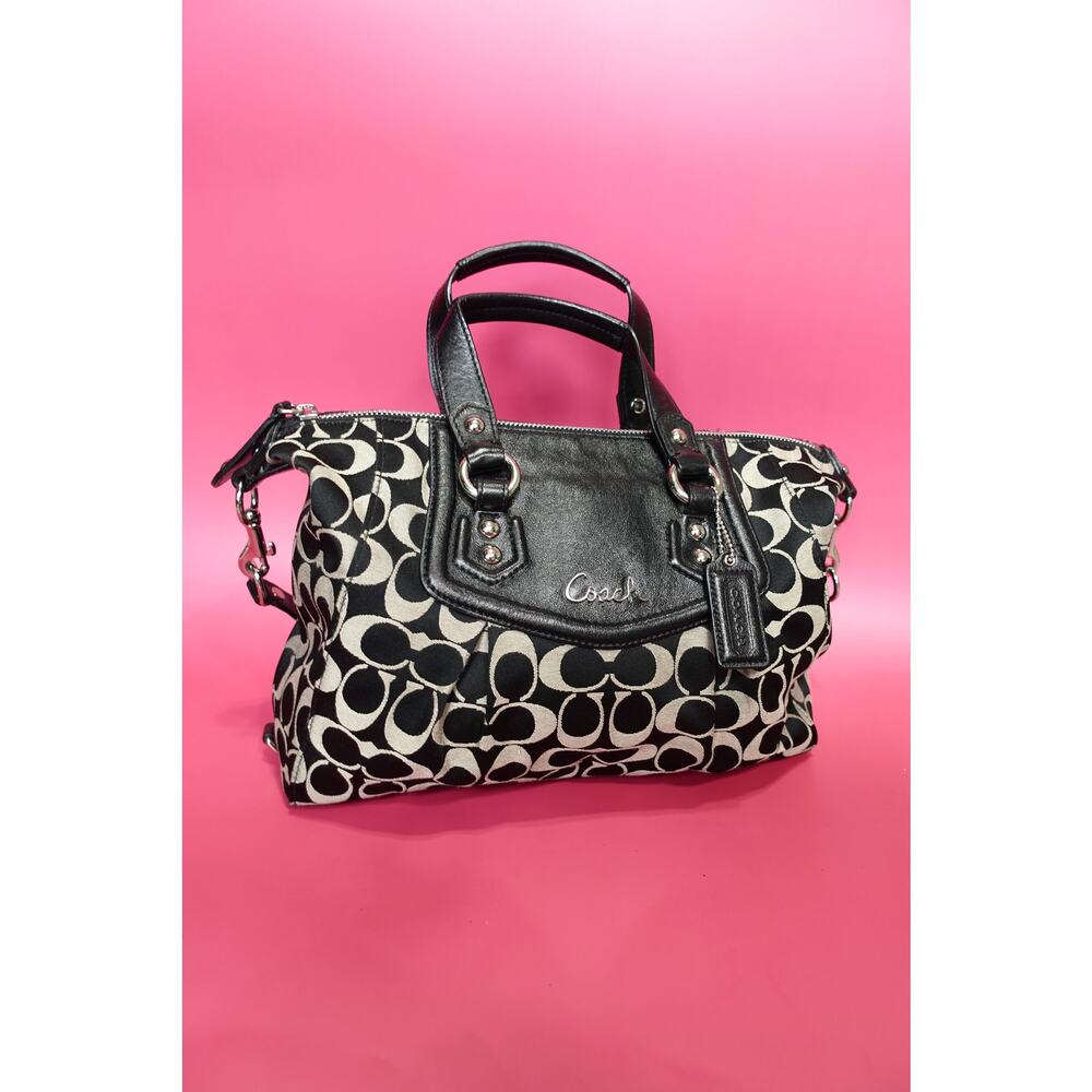 Coach Signature Ashley